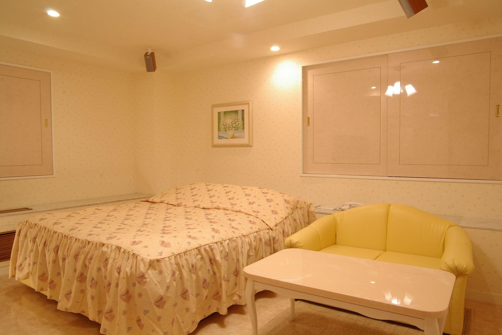 Fine Olive Sakai (adults Only) 界市