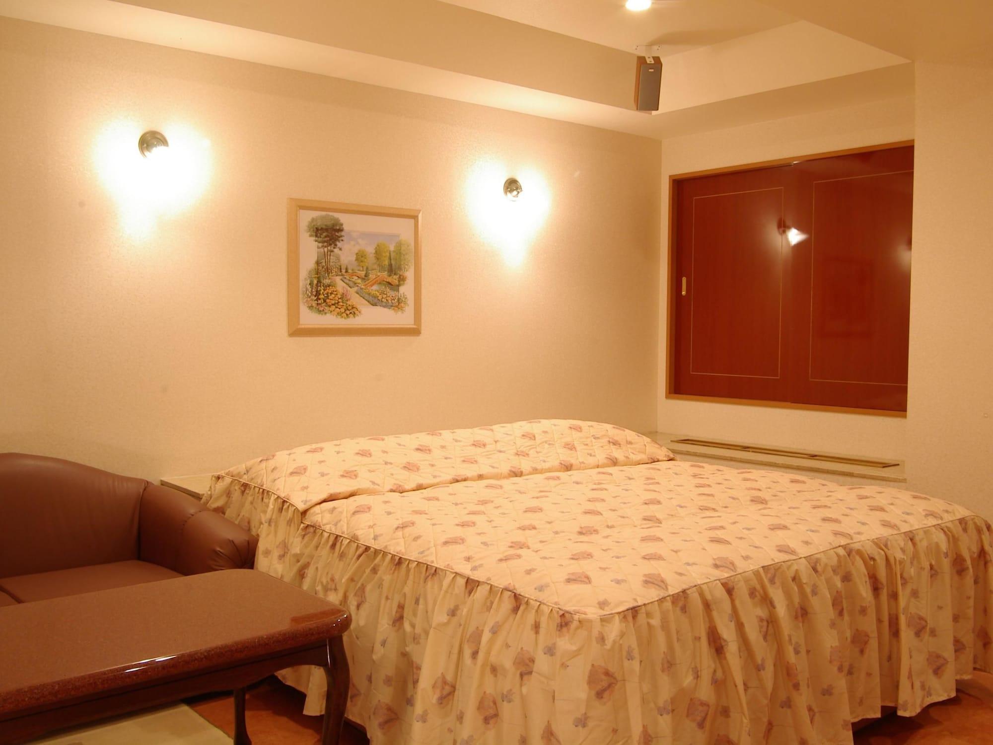 Fine Olive Sakai (adults Only) 界市
